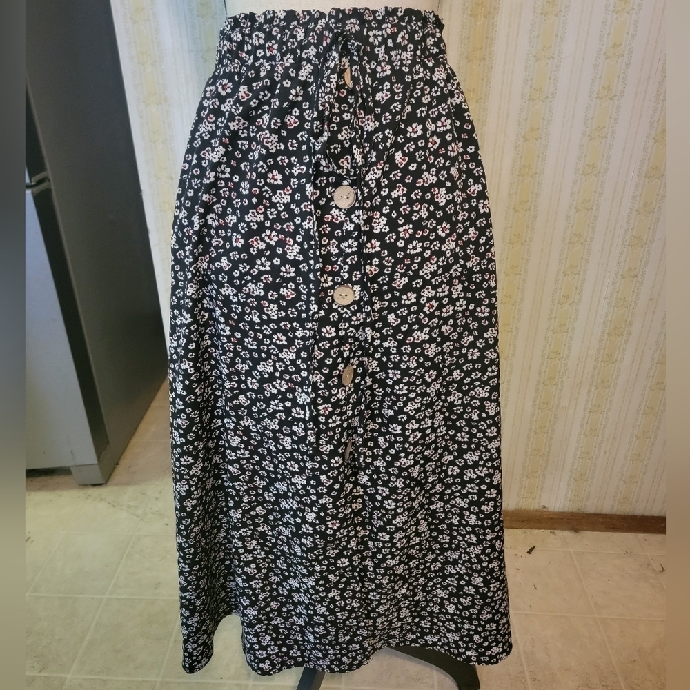 Shein Floral Black Skirt